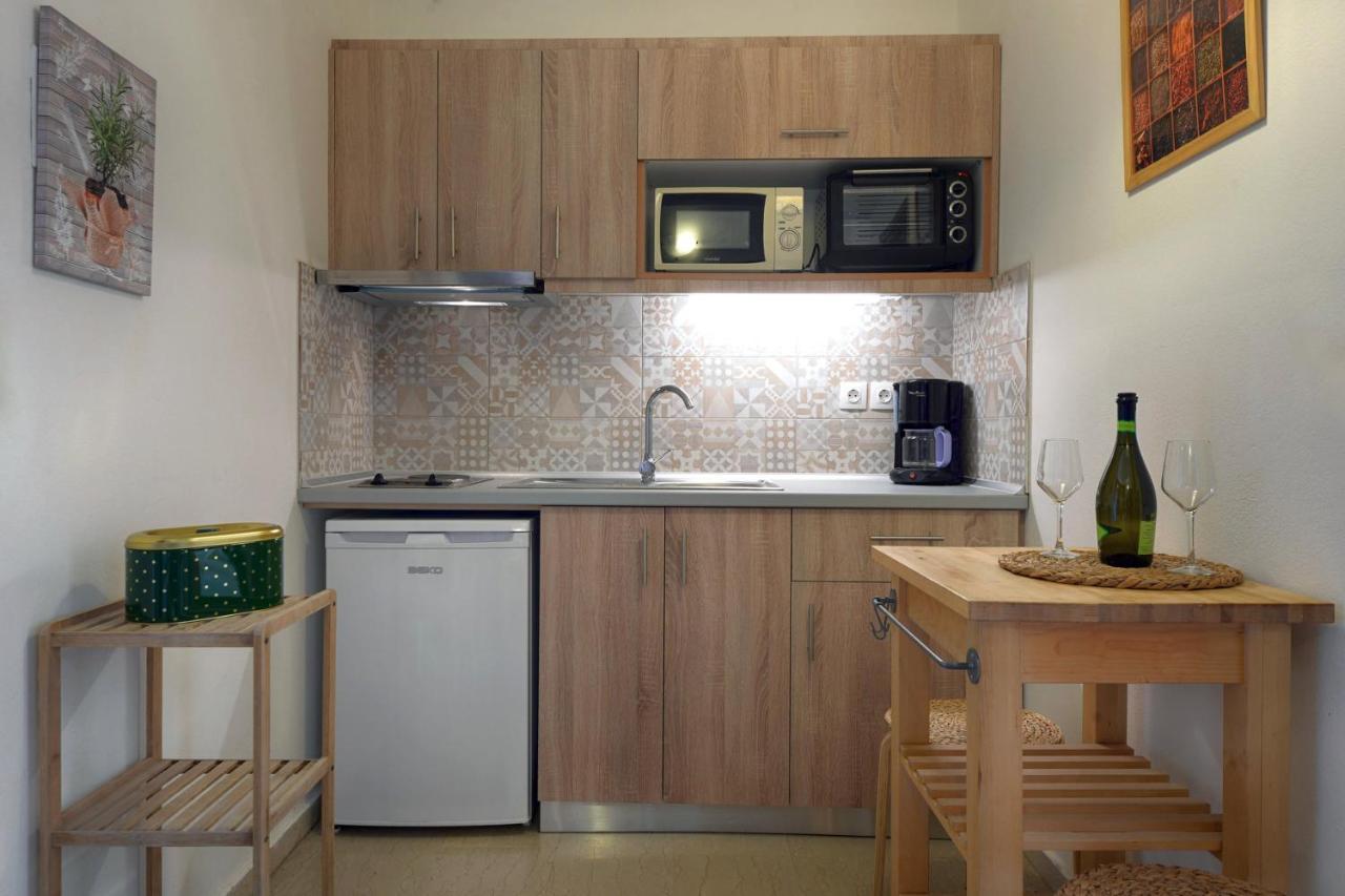 Aparthotel Captain's Apts Barbati